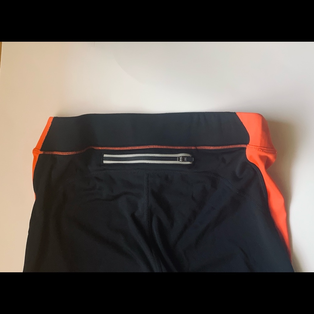 Athleta NWOT Homestretch Run Tight Size Small - Picture 11 of 14